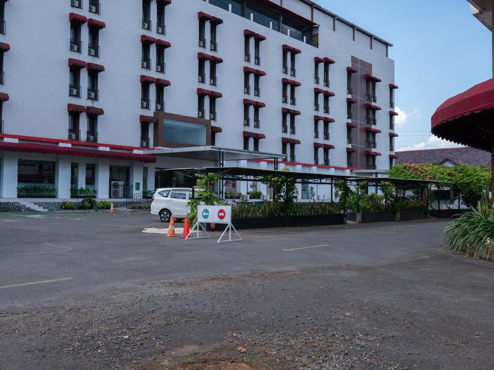 Meotel Пурвокерто Екстериор снимка